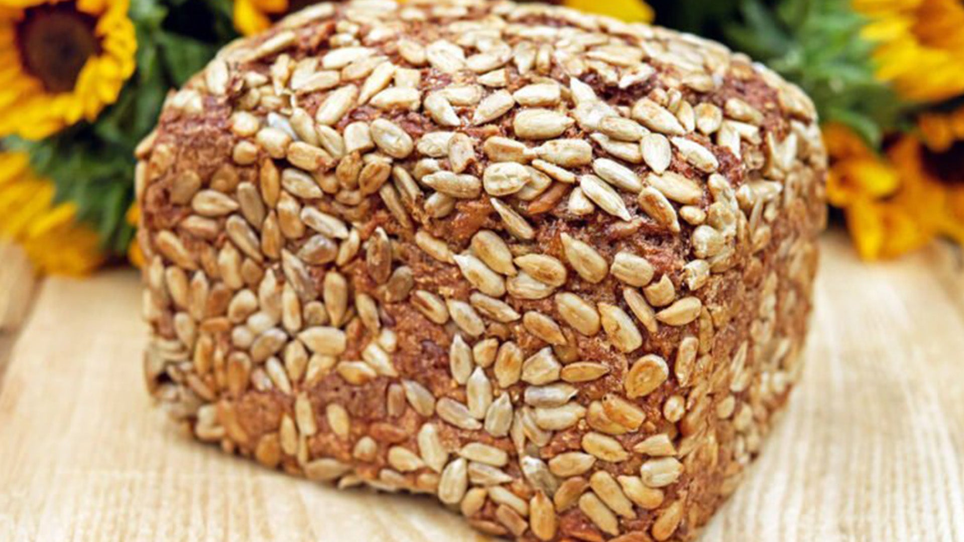 Einfaches Kastenbrot mit Saaten