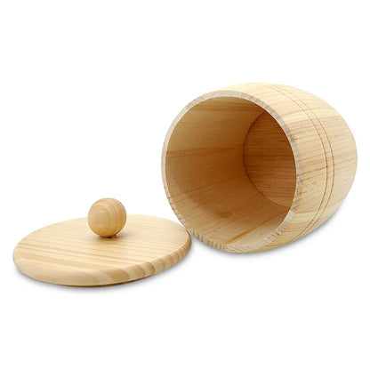 Wooden barrel with lid