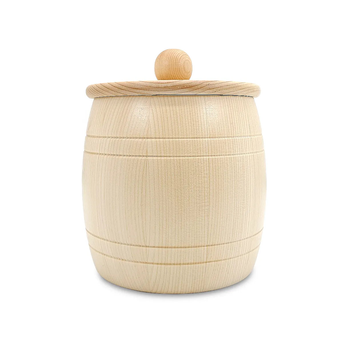 Wooden barrel with lid